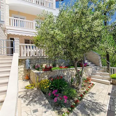 Bogdan Apartman Pisak